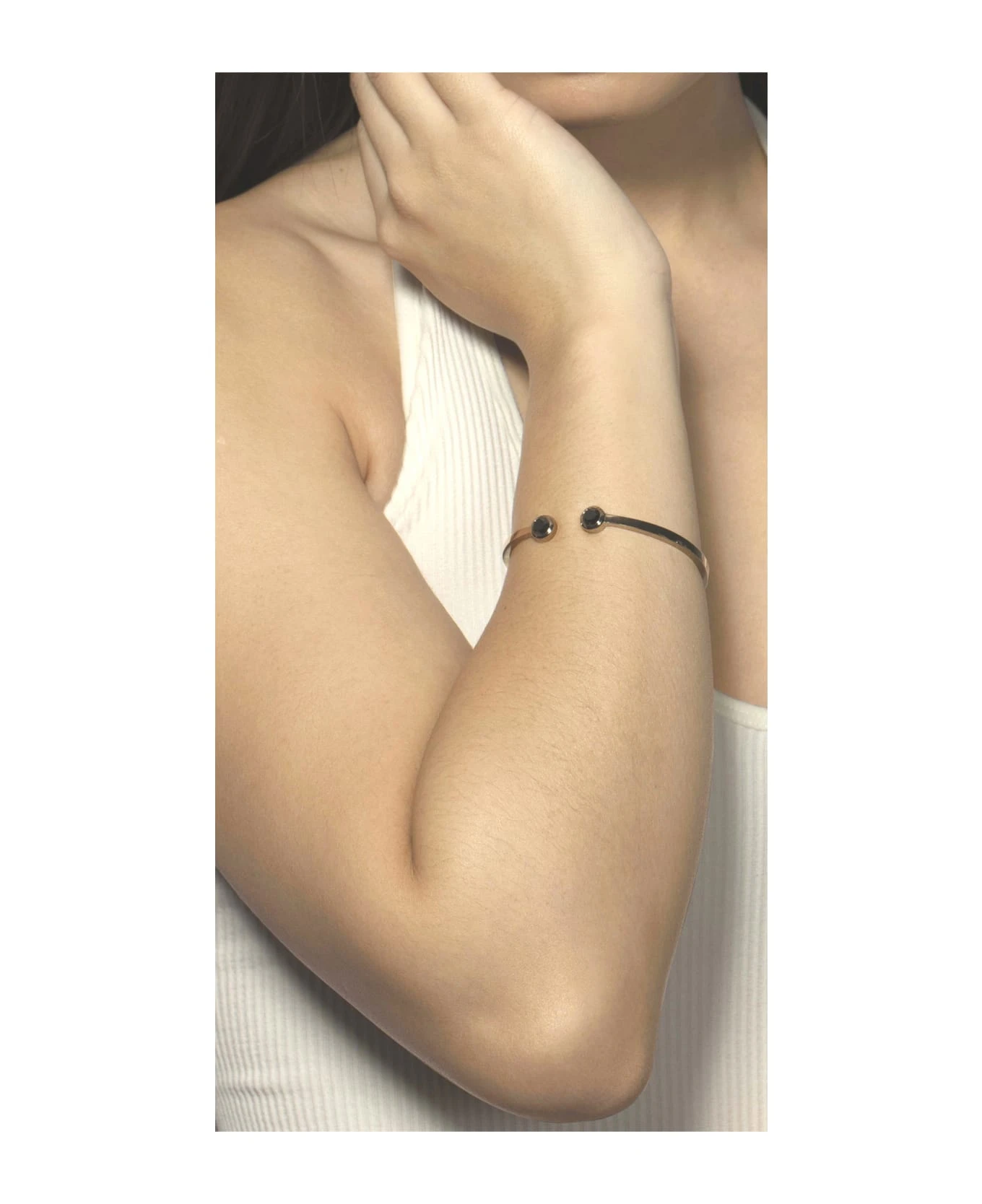 Lo Spazio Black Diamond Bangle - Image 4